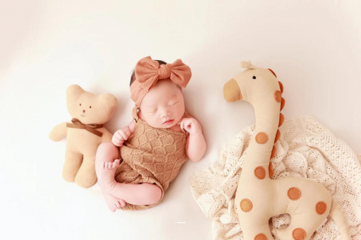 垦利宝宝发型女绑扎方法